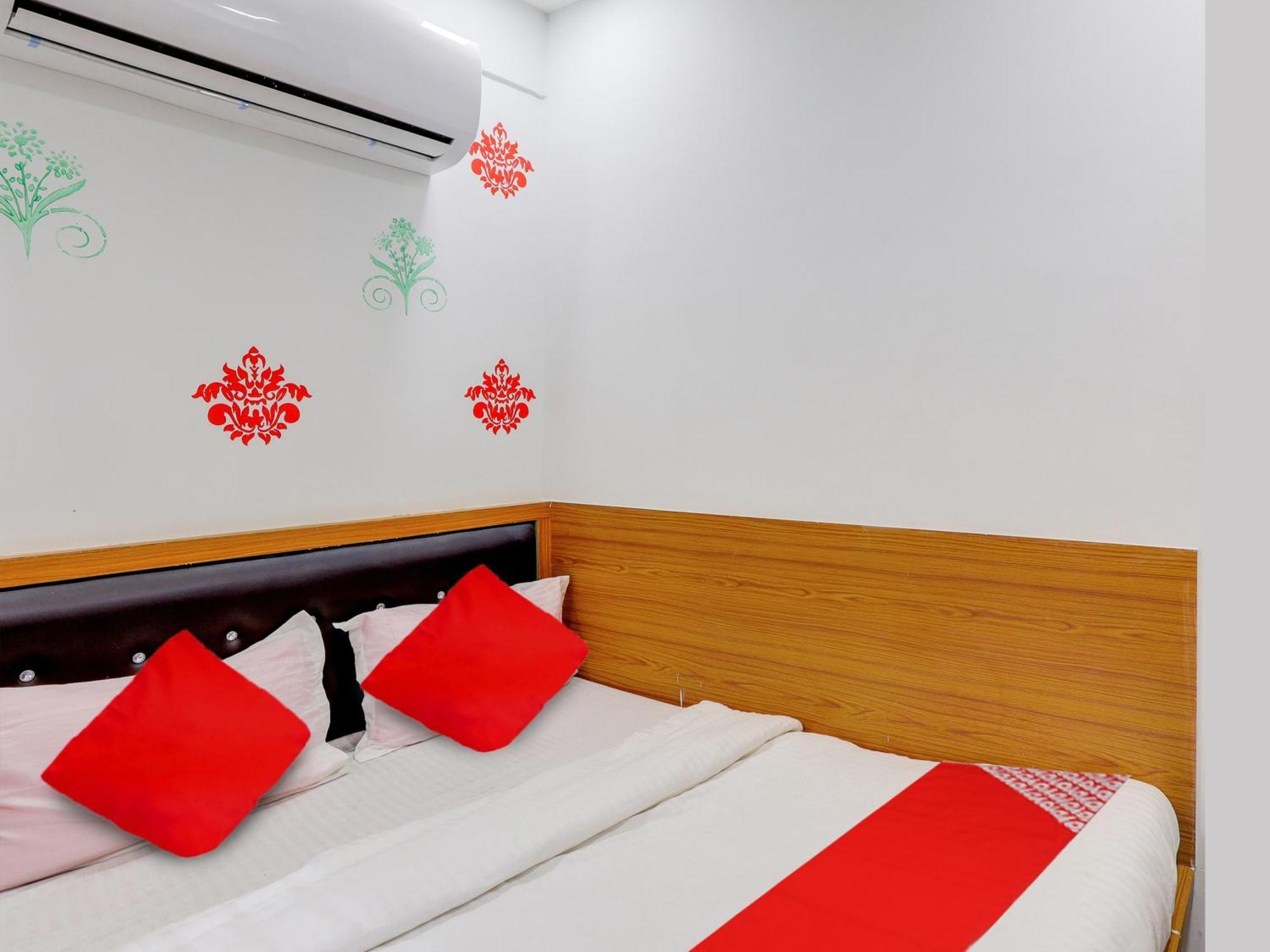 Hotel O Green City Surat Exterior foto