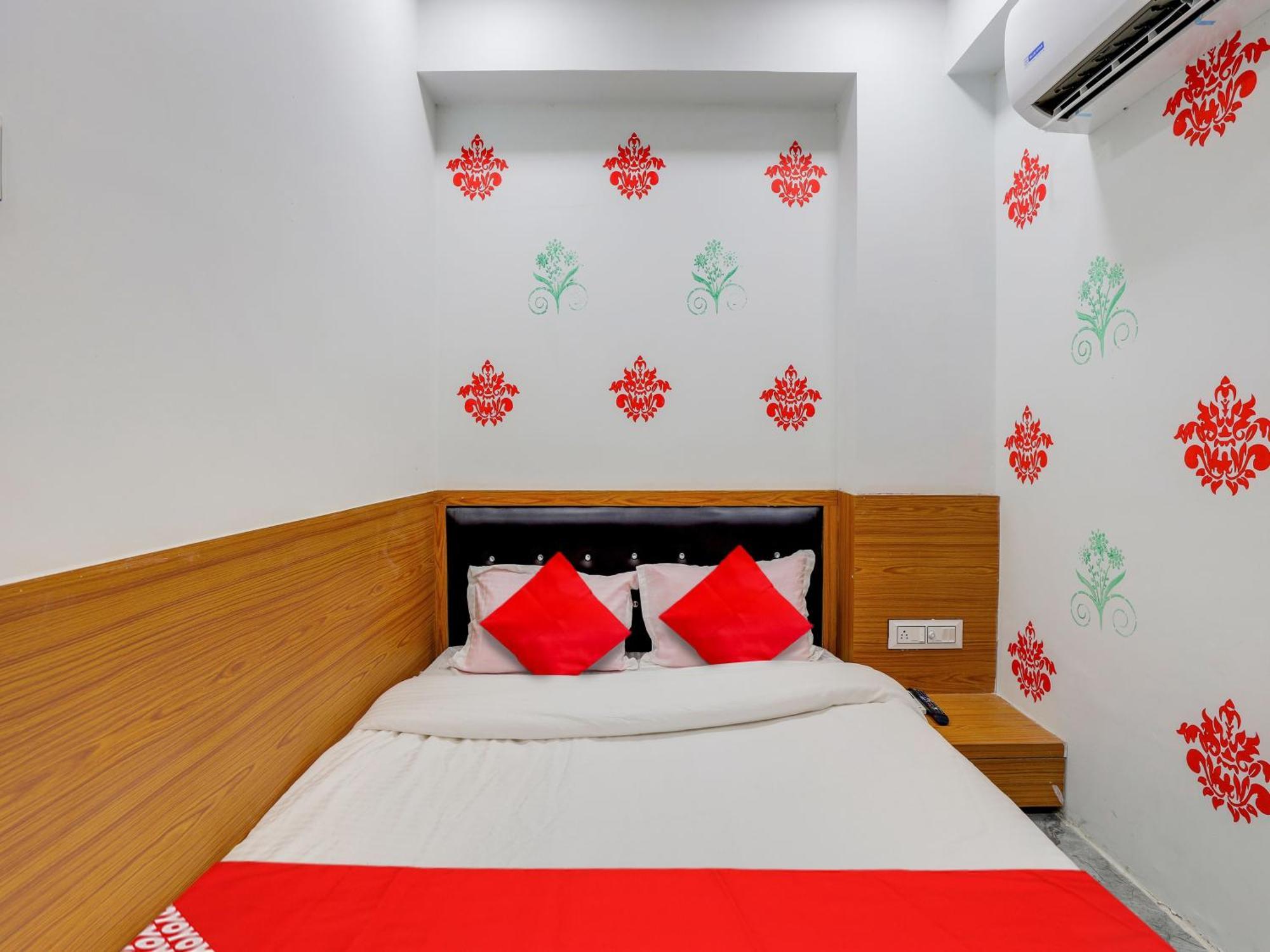 Hotel O Green City Surat Exterior foto